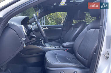 Хэтчбек Audi A3 2016 в 