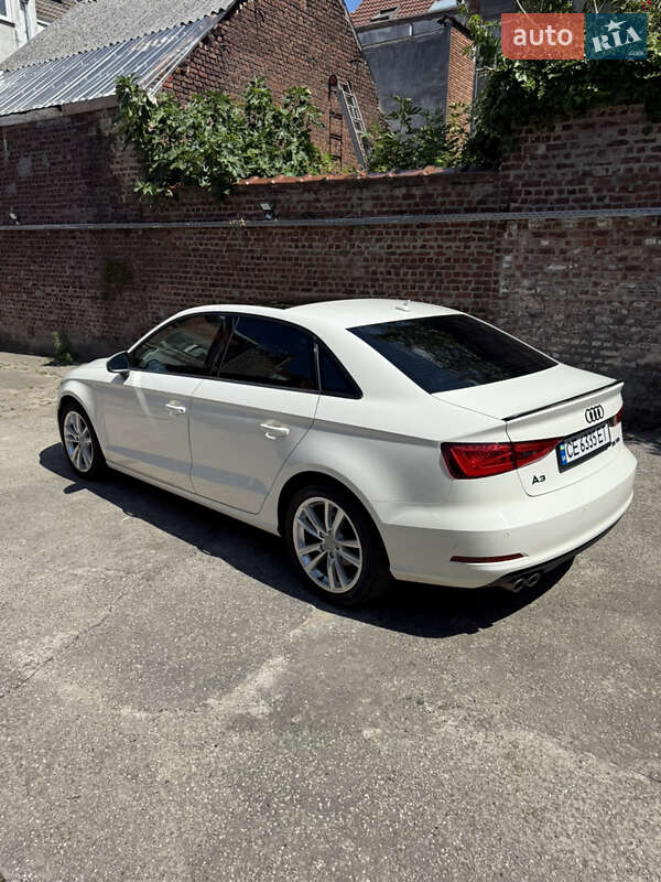 Седан Audi A3 2015 в Черновцах