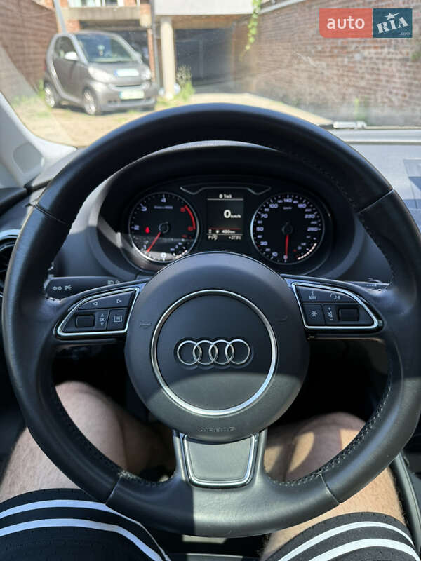 Седан Audi A3 2015 в Черновцах