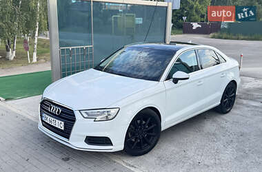 Седан Audi A3 2014 в 