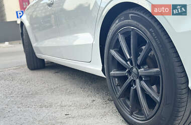 Седан Audi A3 2014 в 