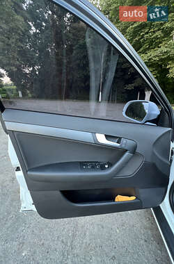Хетчбек Audi A3 2010 в 