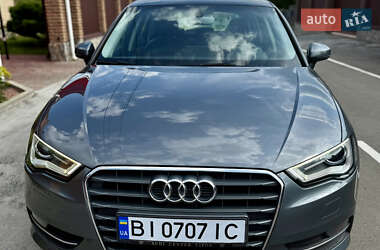 Хетчбек Audi A3 2017 в 