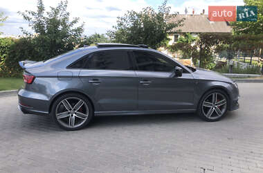 Седан Audi A3 2017 в 
