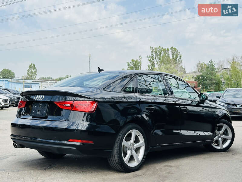Седан Audi A3 2015 в Харькове