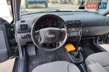 Хетчбек Audi A3 1999 в 