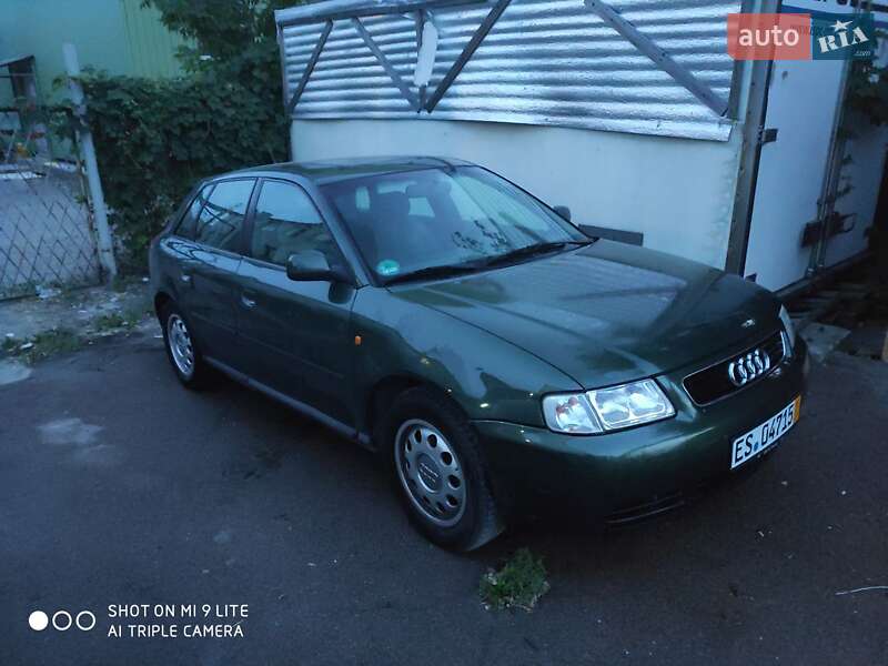 Хэтчбек Audi A3 1999 в Киеве