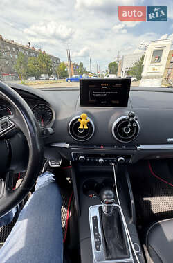 Седан Audi A3 2016 в 