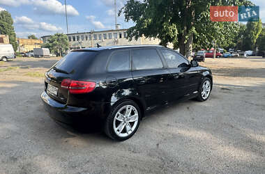 Хэтчбек Audi A3 2009 в 