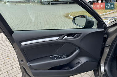 Седан Audi A3 2015 в 