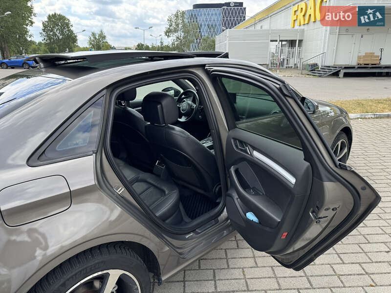 Седан Audi A3 2015 в Самборі
