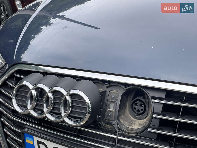 Хэтчбек Audi A3 2017 в Львове