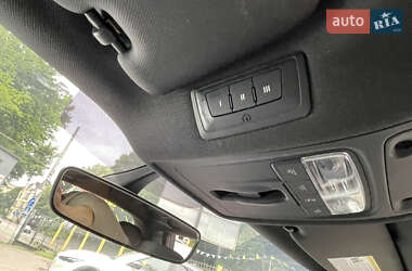Хэтчбек Audi A3 2017 в 