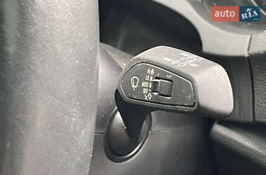 Хэтчбек Audi A3 2017 в 