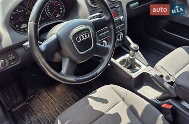 Хэтчбек Audi A3 2009 в 
