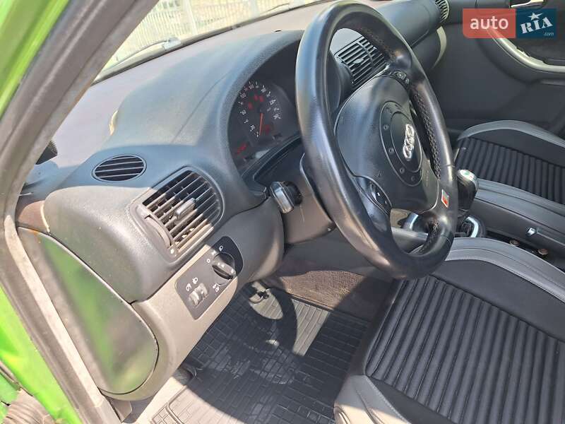Хетчбек Audi A3 1997 в Чернівцях