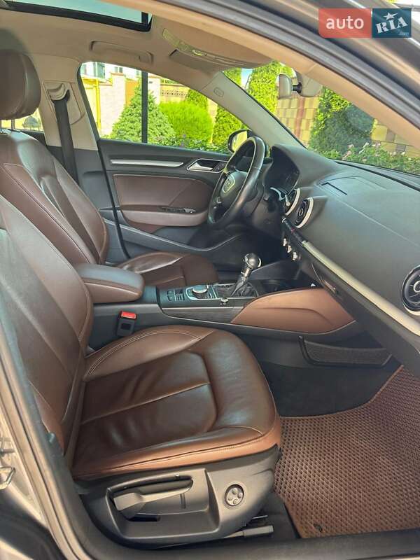 Седан Audi A3 2015 в Одесі