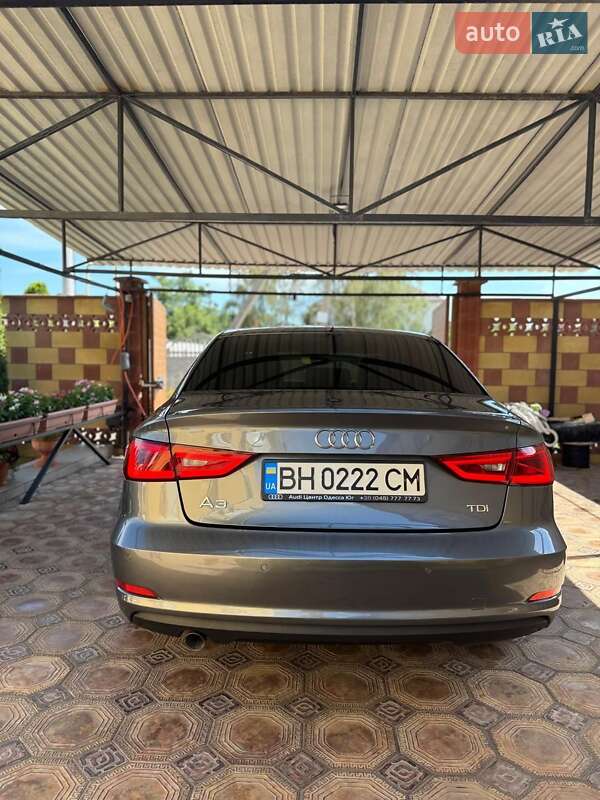 Седан Audi A3 2015 в Одесі