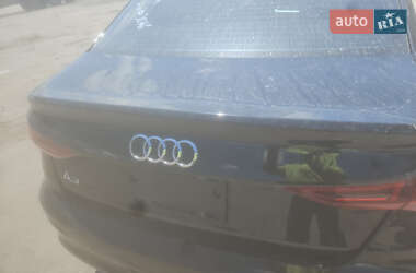 Седан Audi A3 2022 в 