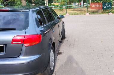 Хетчбек Audi A3 2006 в 