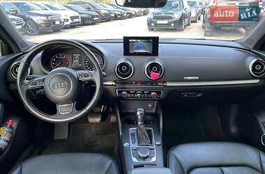 Седан Audi A3 2016 в 