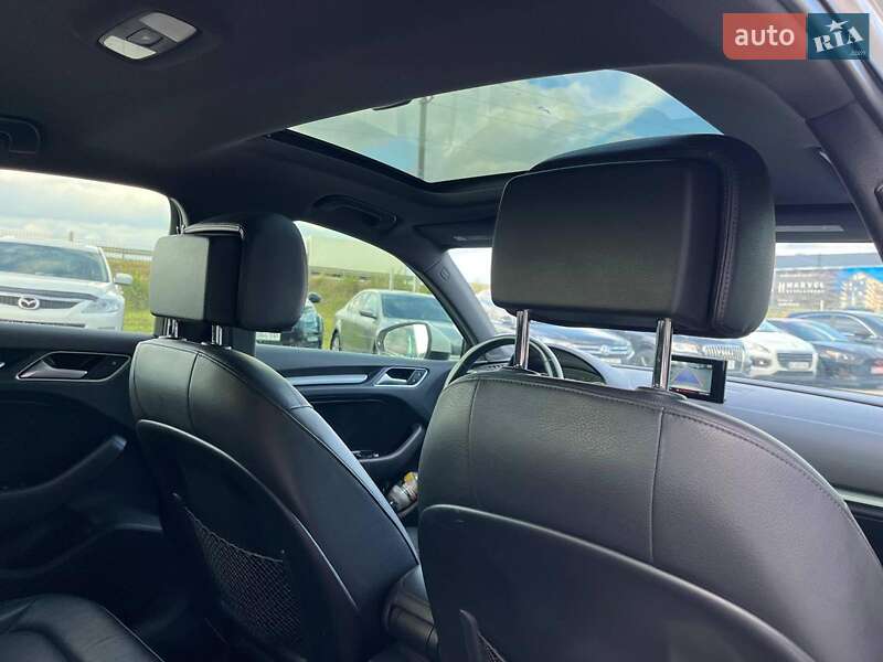 Седан Audi A3 2016 в Львові