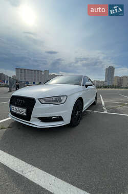 Седан Audi A3 2016 в 