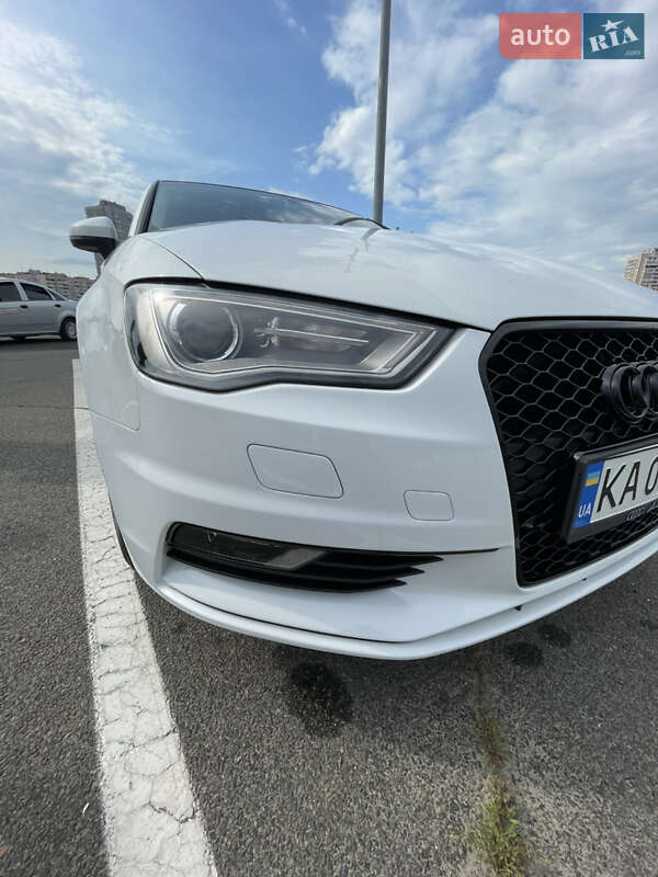 Седан Audi A3 2016 в Києві