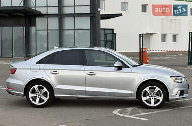 Седан Audi A3 2017 в 