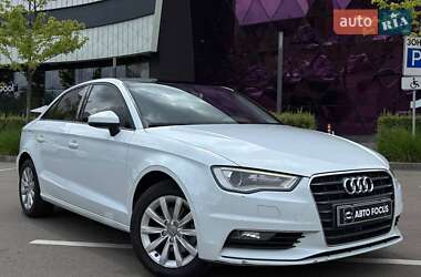 Седан Audi A3 2015 в 