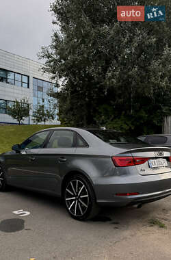 Седан Audi A3 2015 в 