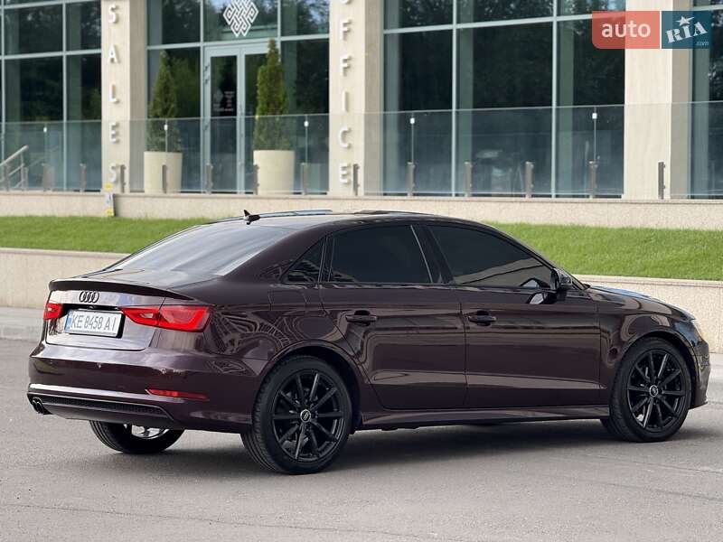 Седан Audi A3 2014 в Днепре
