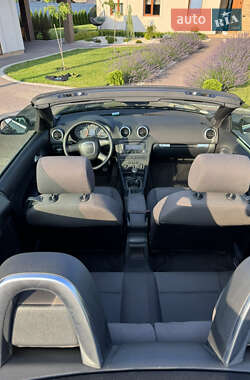 Кабриолет Audi A3 2011 в 