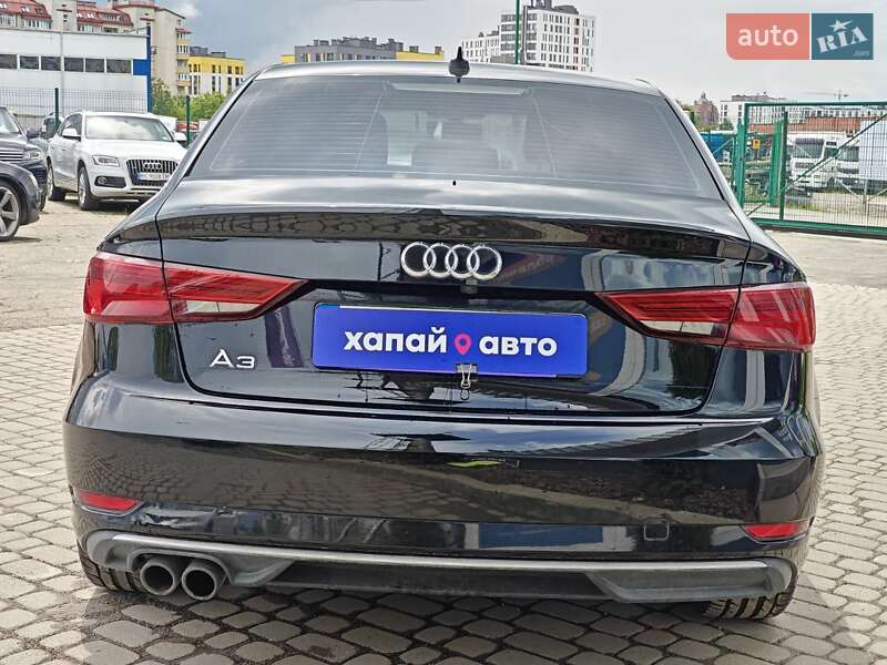 Седан Audi A3 2016 в Львові