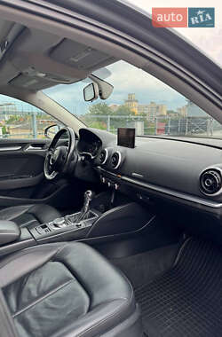 Седан Audi A3 2015 в 