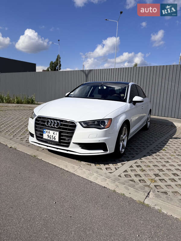 Седан Audi A3 2014 в Киеве