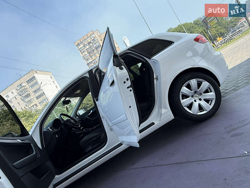 Хэтчбек Audi A3 2013 в Одессе