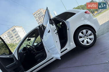 Хэтчбек Audi A3 2013 в 