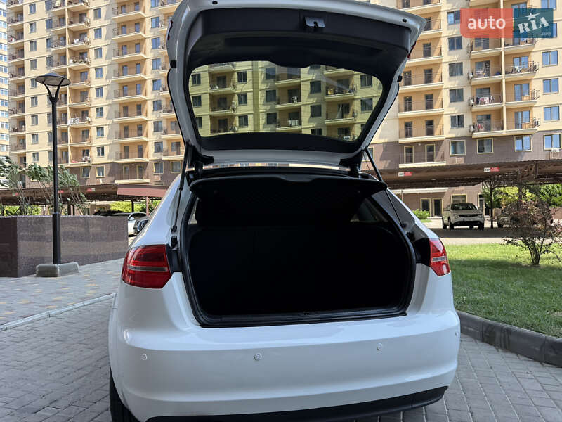 Хэтчбек Audi A3 2013 в Одессе