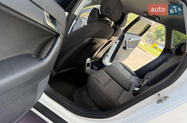 Хэтчбек Audi A3 2013 в 