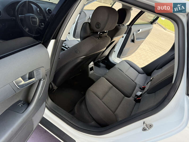 Хэтчбек Audi A3 2013 в Одессе