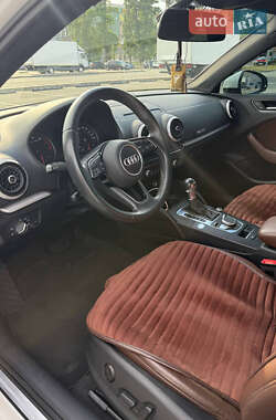 Седан Audi A3 2018 в 
