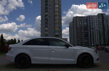 Седан Audi A3 2016 в Киеве