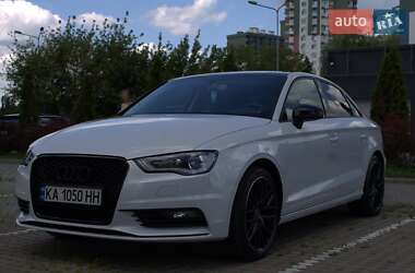 Седан Audi A3 2016 в Киеве