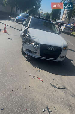 Седан Audi A3 2016 в Киеве