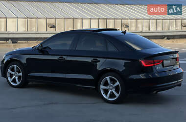 Седан Audi A3 2015 в 