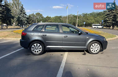 Хэтчбек Audi A3 2007 в 