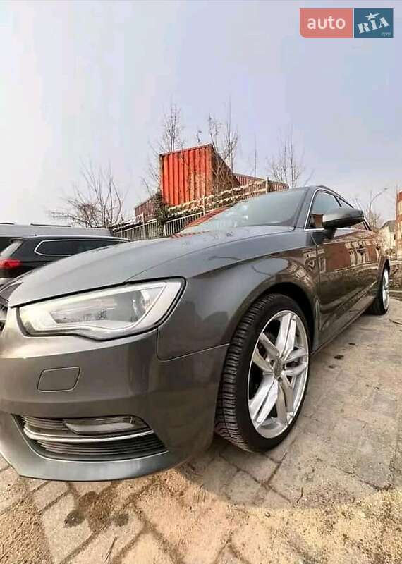 Хэтчбек Audi A3 2014 в Ивано-Франковске