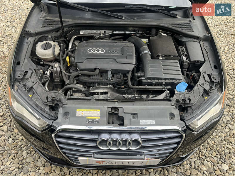 Седан Audi A3 2016 в Львове