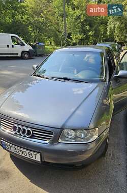Хэтчбек Audi A3 2003 в Днепре